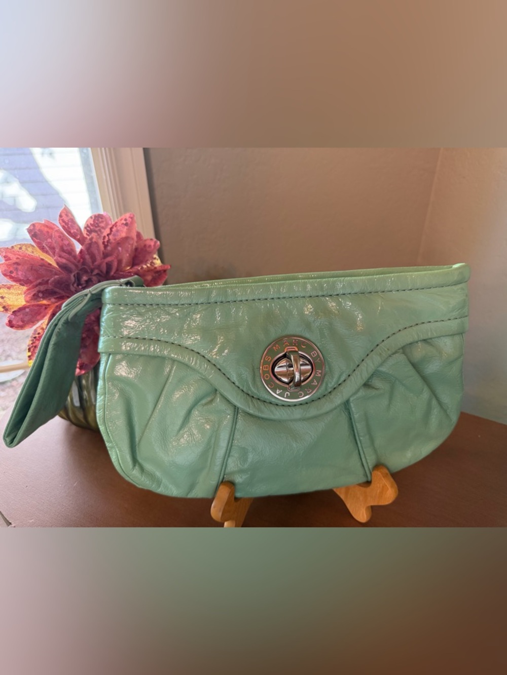 Marc Jacobs Lite Green Patent Leather Wristlet Clutch